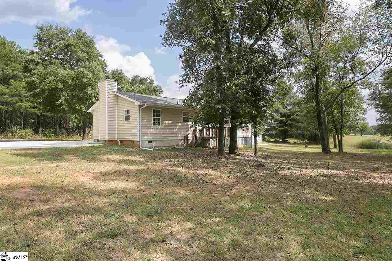 103 North Pink Dill Mill Road Greer, SC 29651 - Photo 5 of 16