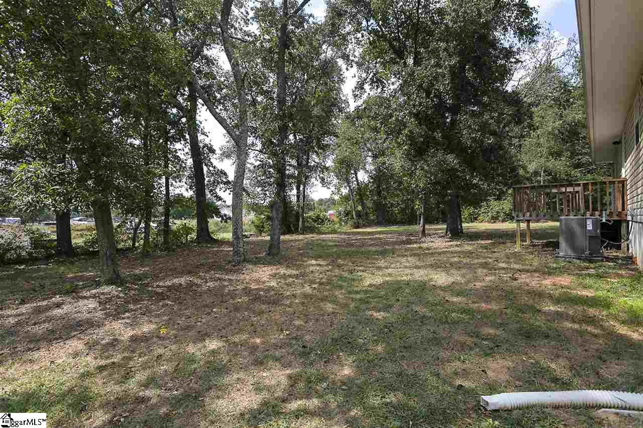 103 North Pink Dill Mill Road Greer, SC 29651 - Photo 6 of 16