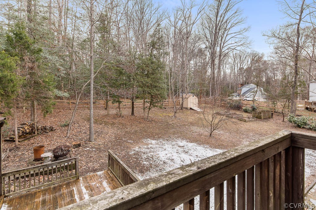7250 Beach Road Chesterfield, VA 23832 - Photo 31 of 46 a view of a backyard with wooden fence