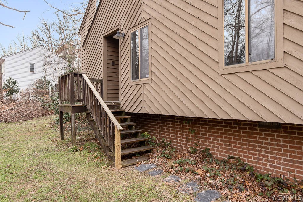 7250 Beach Road Chesterfield, VA 23832 - Photo 5 of 46 a view of entryway
