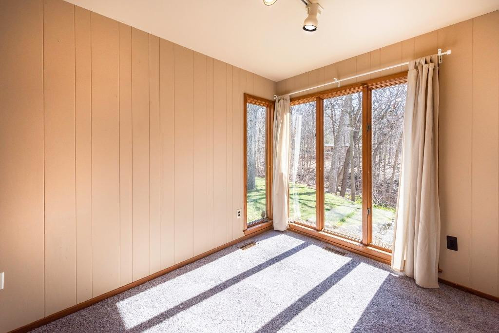 647 Spring Valley Road Ann Arbor, MI 48105 - Photo 39 of 62 Photo 39