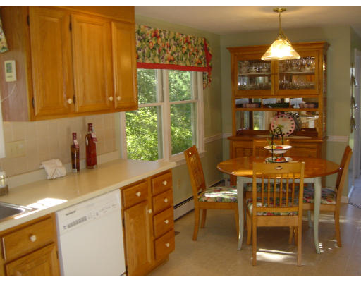 10 Chilmark Road Franklin, MA 02038 - Photo 20 of 21 Gallery Image 20