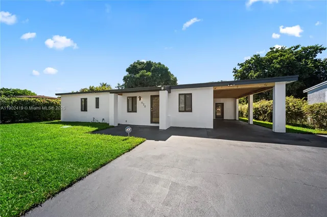 $649,000 | 620 Northwest 194th Street, Miami Gardens, FL 33169