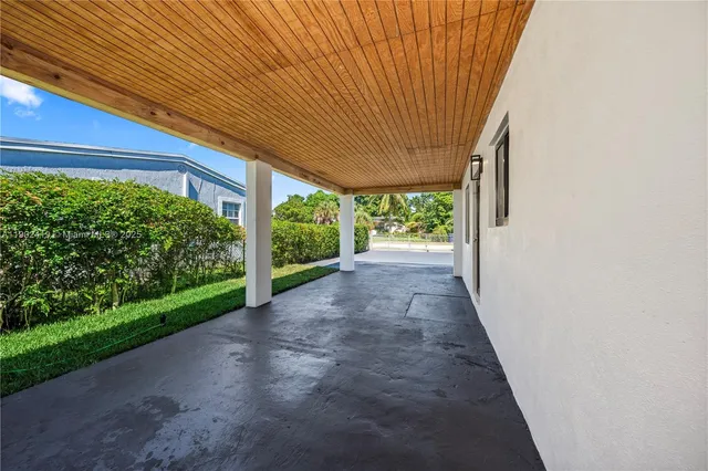 $649,000 | 620 Northwest 194th Street, Miami Gardens, FL 33169