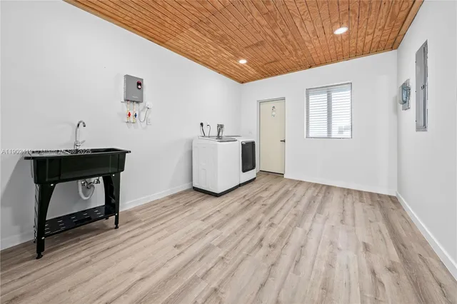 $649,000 | 620 Northwest 194th Street, Miami Gardens, FL 33169