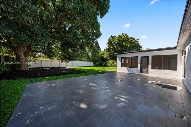 $649,000 | 620 Northwest 194th Street, Miami Gardens, FL 33169