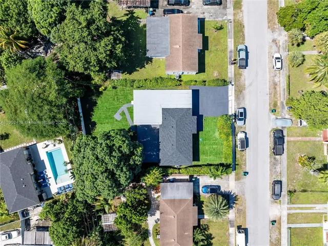 $649,000 | 620 Northwest 194th Street, Miami Gardens, FL 33169