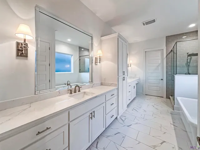 $624,900 | 1107 Camellia Way, Denham Springs, LA 70726