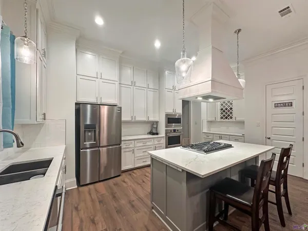 $549,000 | 1107 Camellia Way, Denham Springs, LA 70726