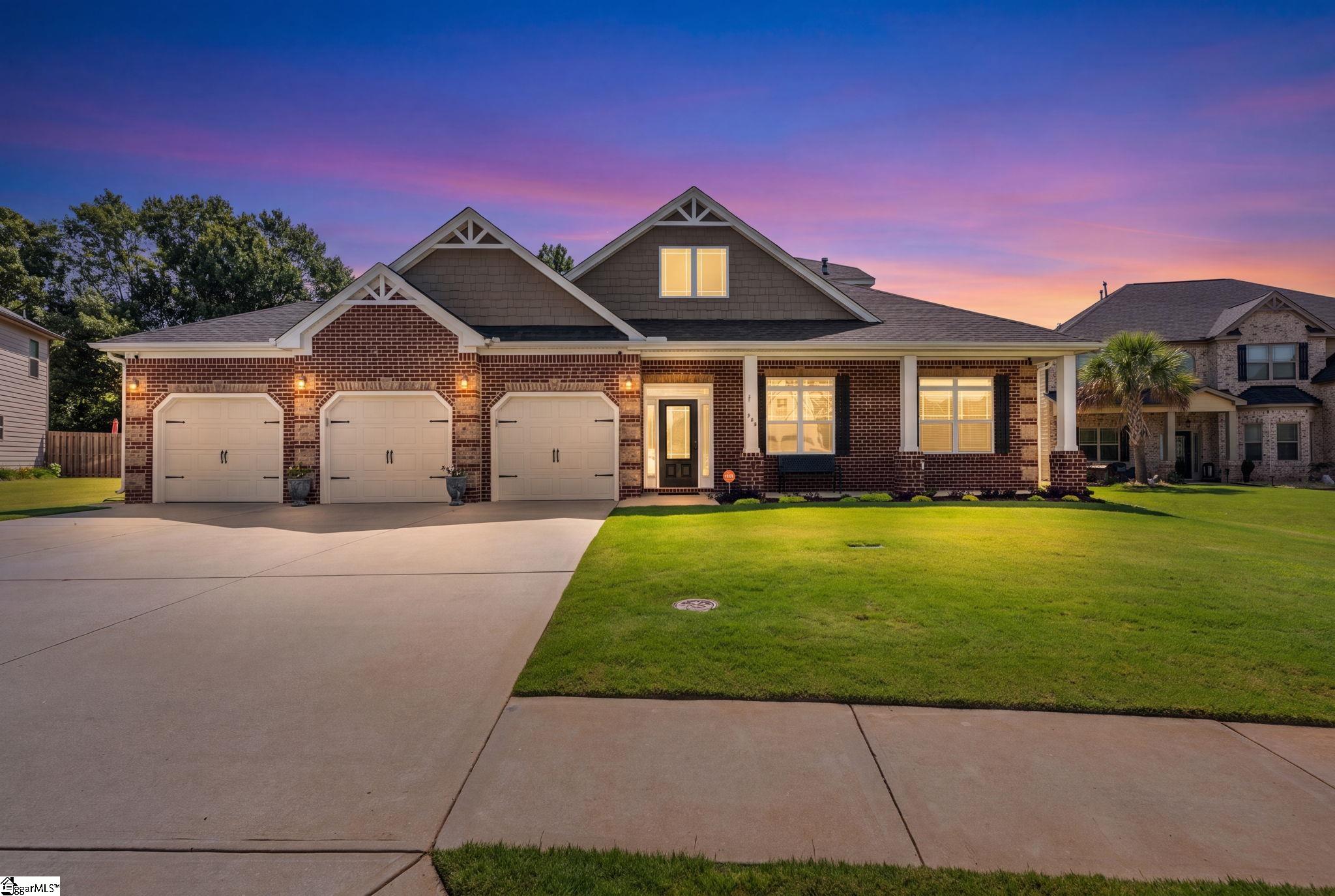 425 Castleford Place Simpsonville, SC 29681 - Photo 1 of 47