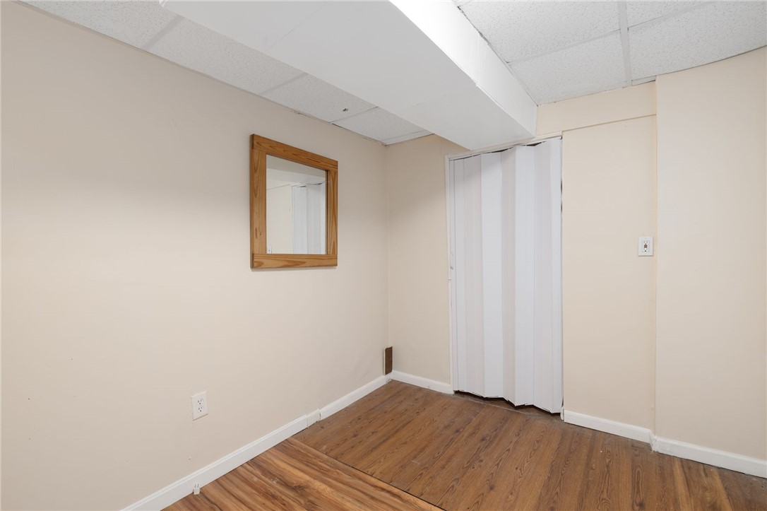 243 Killingly Street Providence, RI 02909 - Photo 17 of 46