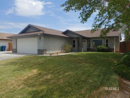 620 Burbank Street Ridgecrest, CA 93555 - Photo 1 of 18