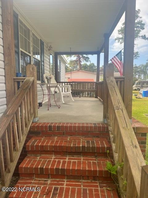 731 Crow Hill Road Beaufort, NC 28516 - Photo 3 of 15 Covered Front Porch