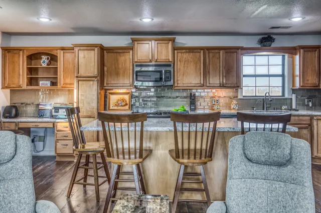 $679,000 | 12709 Farm To Market 1155, Brenham, TX 77833