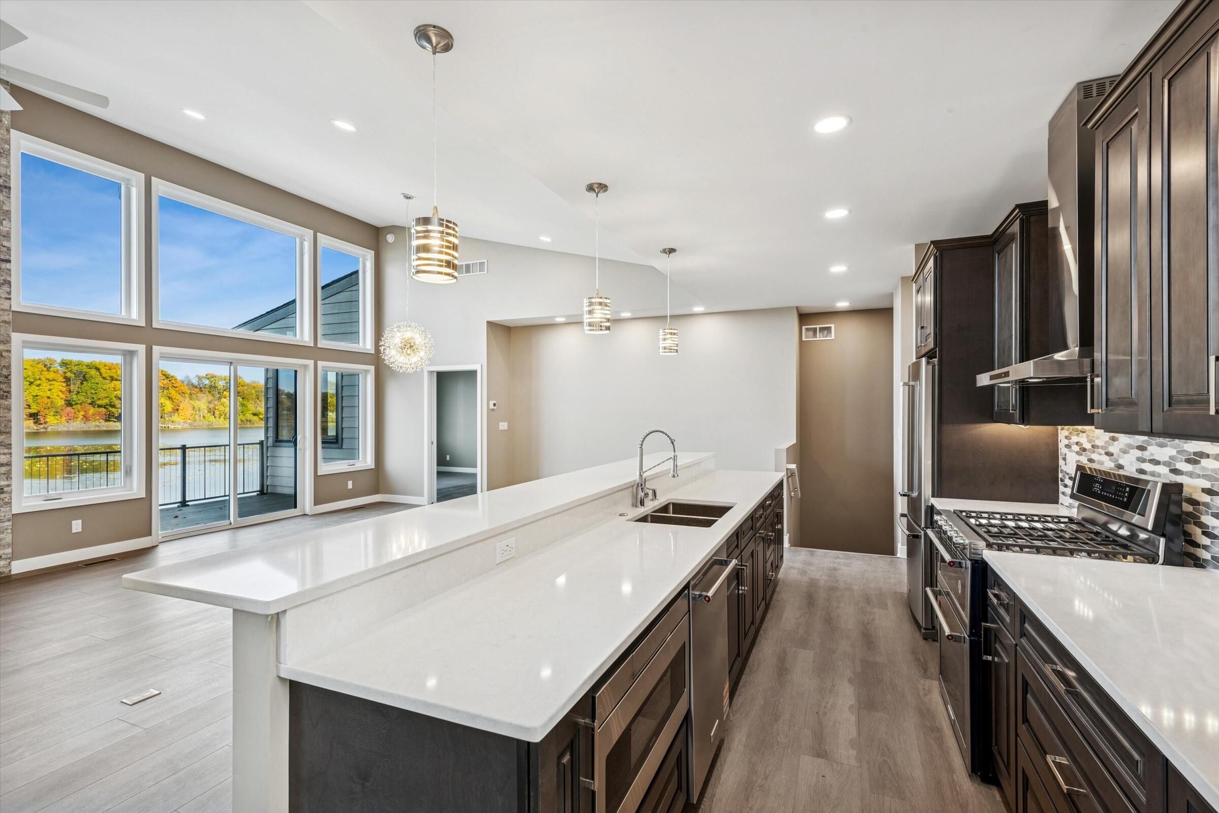 169 McClung Road, Unit 202 La Porte, IN 46350 - Photo 5 of 29 2400x1602