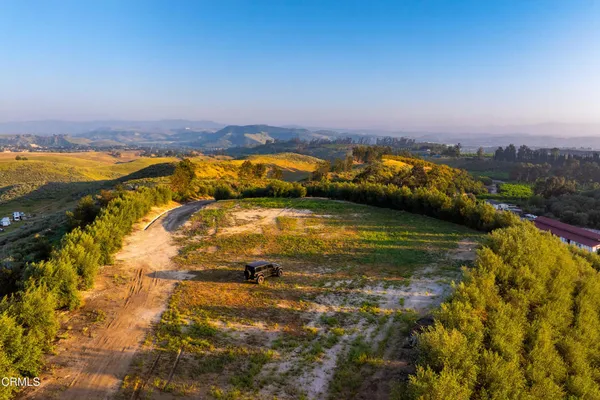 $12,750,000 | 14855 Middle Ranch Road, Moorpark, CA 93021