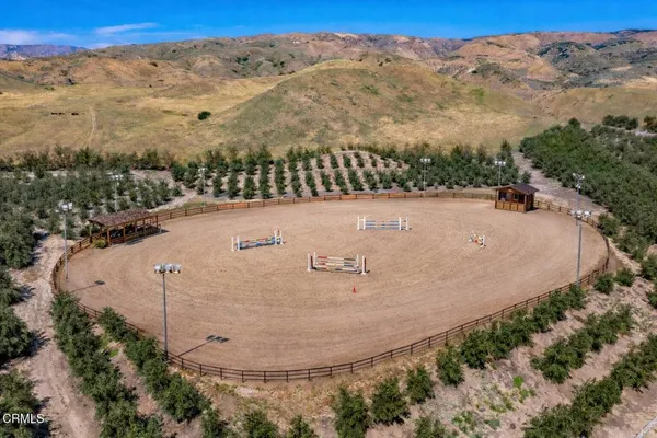 $12,750,000 | 14855 Middle Ranch Road, Moorpark, CA 93021