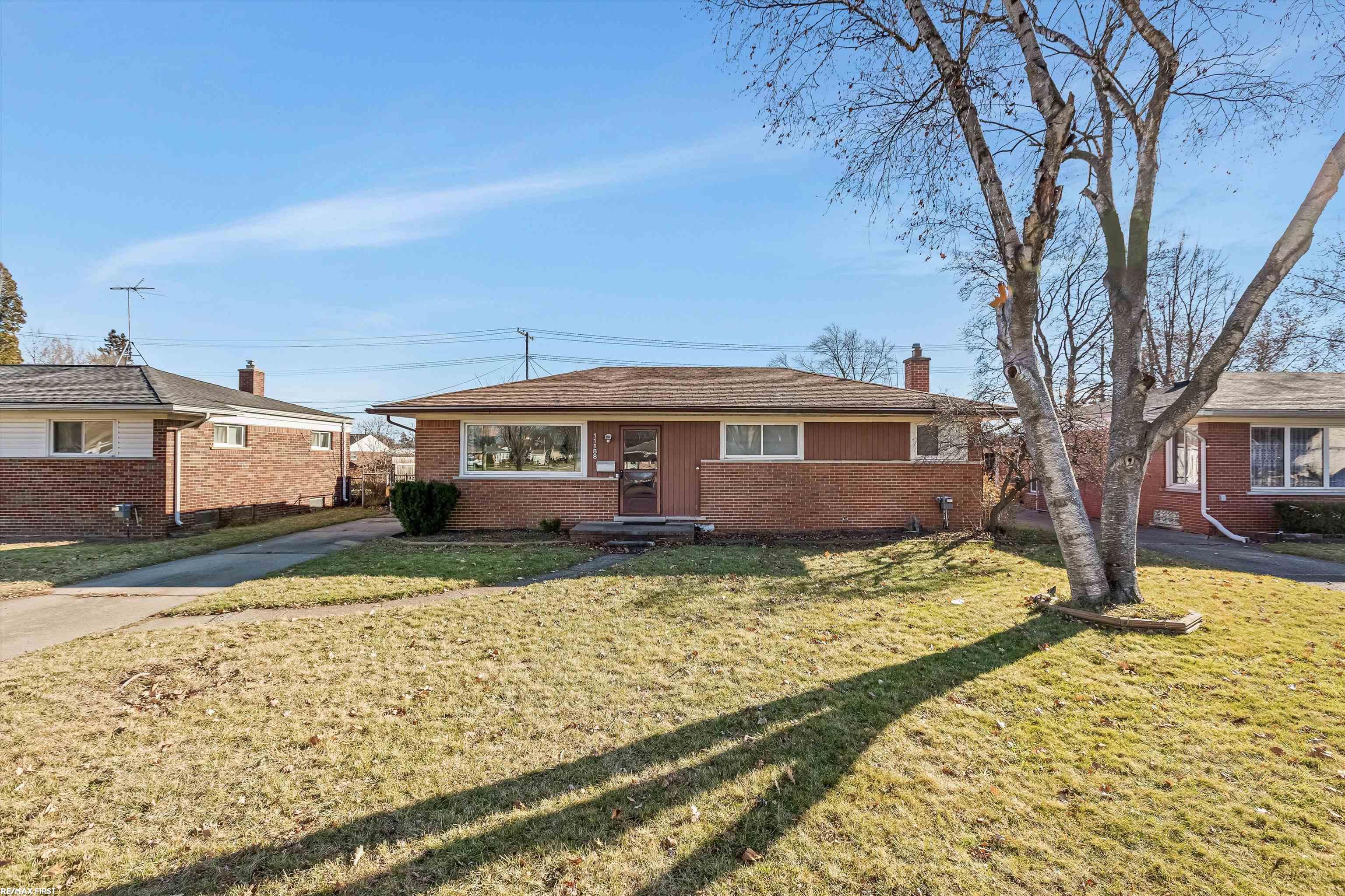 11188 Erdmann Road Sterling Heights, MI 48314 - Photo 30 of 30 50149902-d1f62f16-974e-4dee-ae48-f32c65d9b1b1.JPG