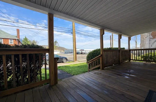 $1,200 | 274 Chenango Street, Unit 1, Binghamton, NY 13901
