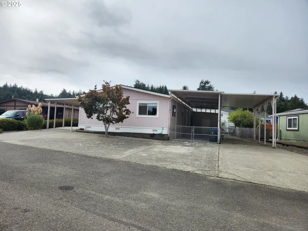 $105,000 | 100 River Bend Road, Unit 107, Reedsport, OR 97467