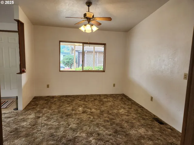 $114,900 | 100 River Bend Road, Unit 107, Reedsport, OR 97467