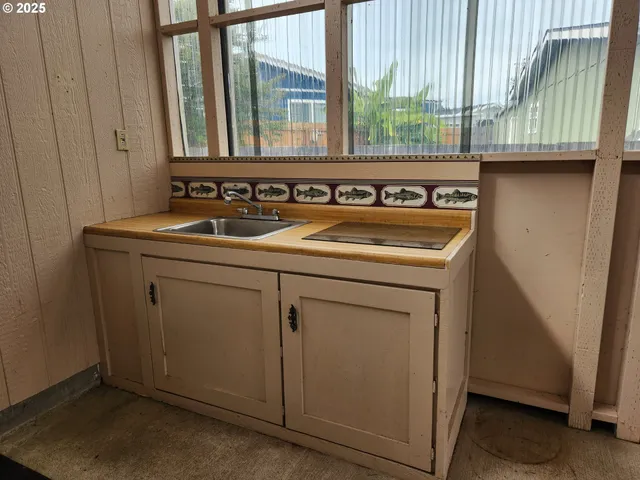 $114,900 | 100 River Bend Road, Unit 107, Reedsport, OR 97467