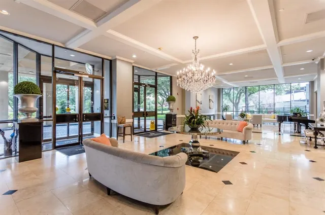 $299,900 | 3350 McCue Road, Unit 1901, Houston, TX 77056