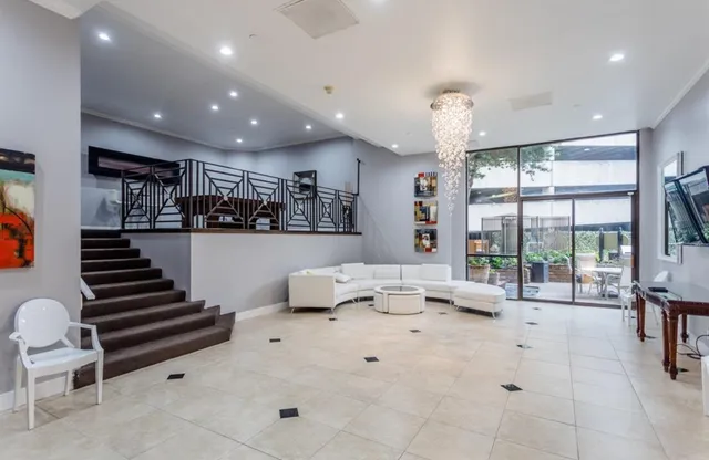 $299,900 | 3350 McCue Road, Unit 1901, Houston, TX 77056