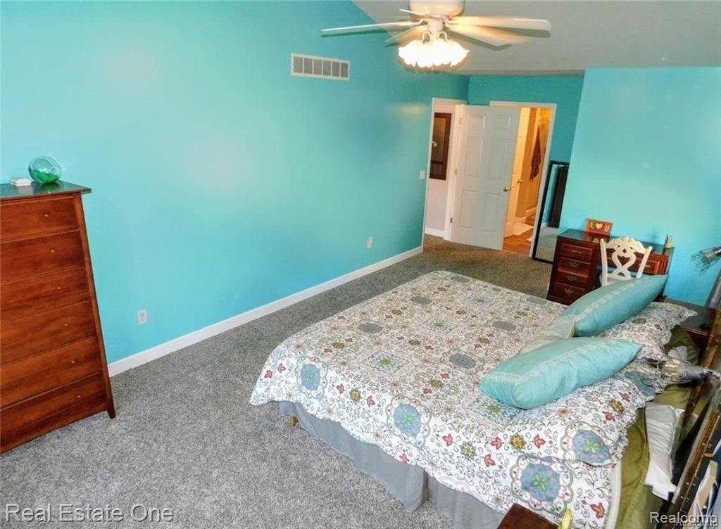 2781 Overview Court Howell, MI 48843 - Photo 13 of 30 Master Bed2.jpg