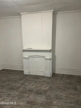 $1,000 | 70 Vliet Street, Unit 3, Cohoes, NY 12047