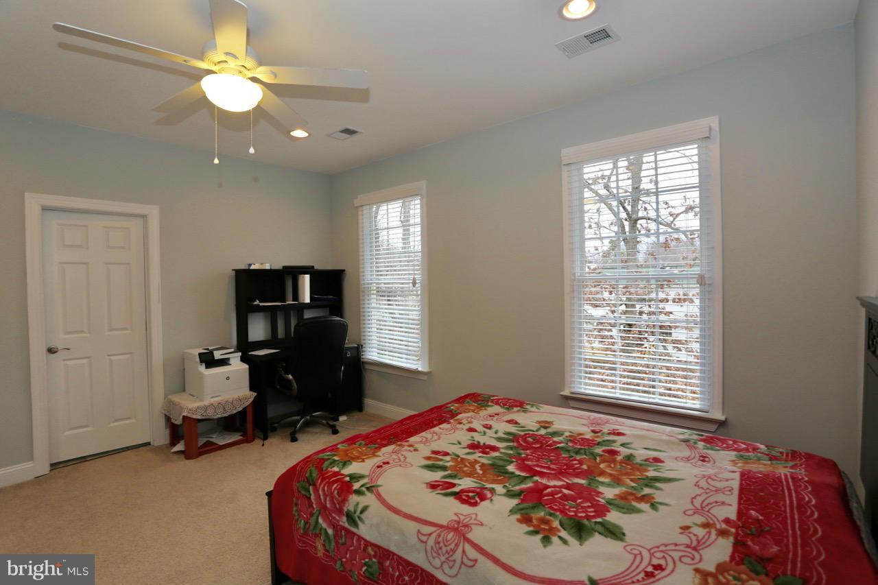 7209 Neuman Street Springfield, VA 22150 - Photo 22 of 28 Bedroom