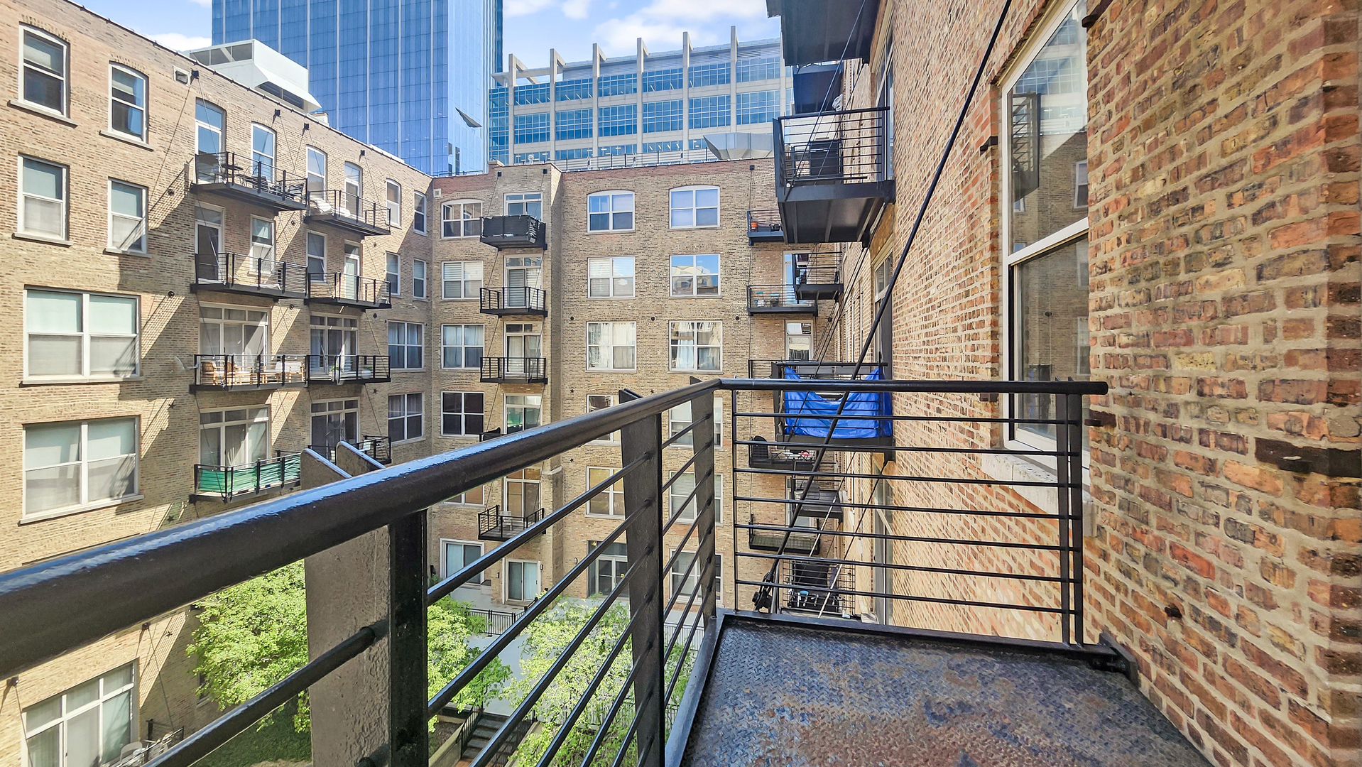 420 South Clinton Street, Unit 401 Chicago, IL 60607 - Photo 20 of 26