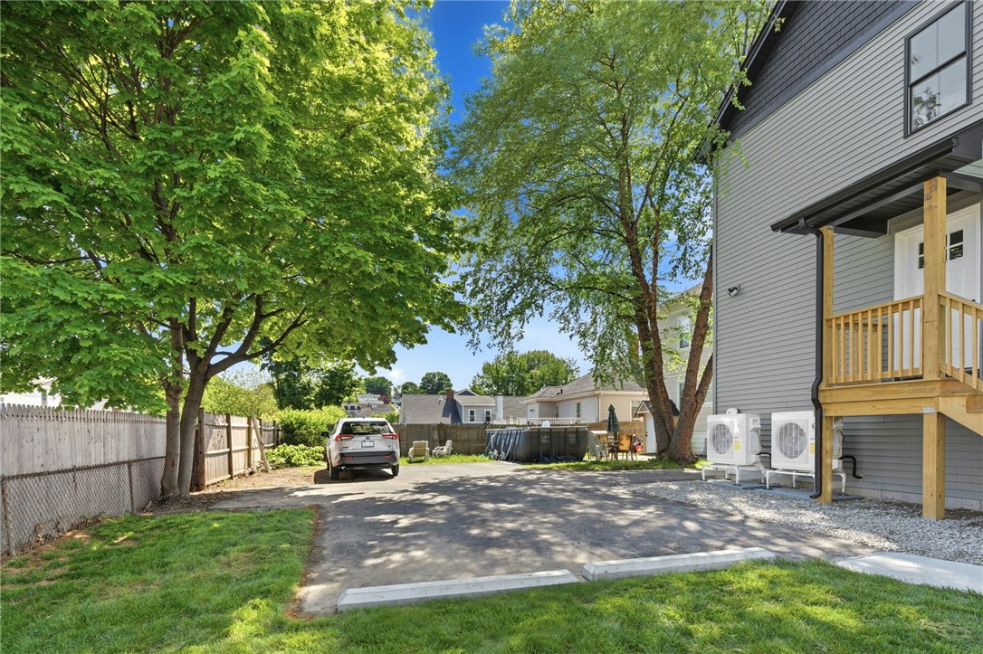14 Raphael Avenue Providence, RI 02904 - Photo 4 of 50