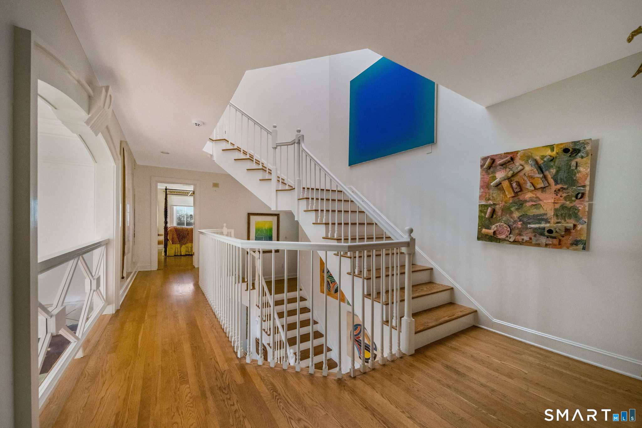 84 Johnsons Point Road Branford, CT 06405 - Photo 29 of 39 2nd floor hall