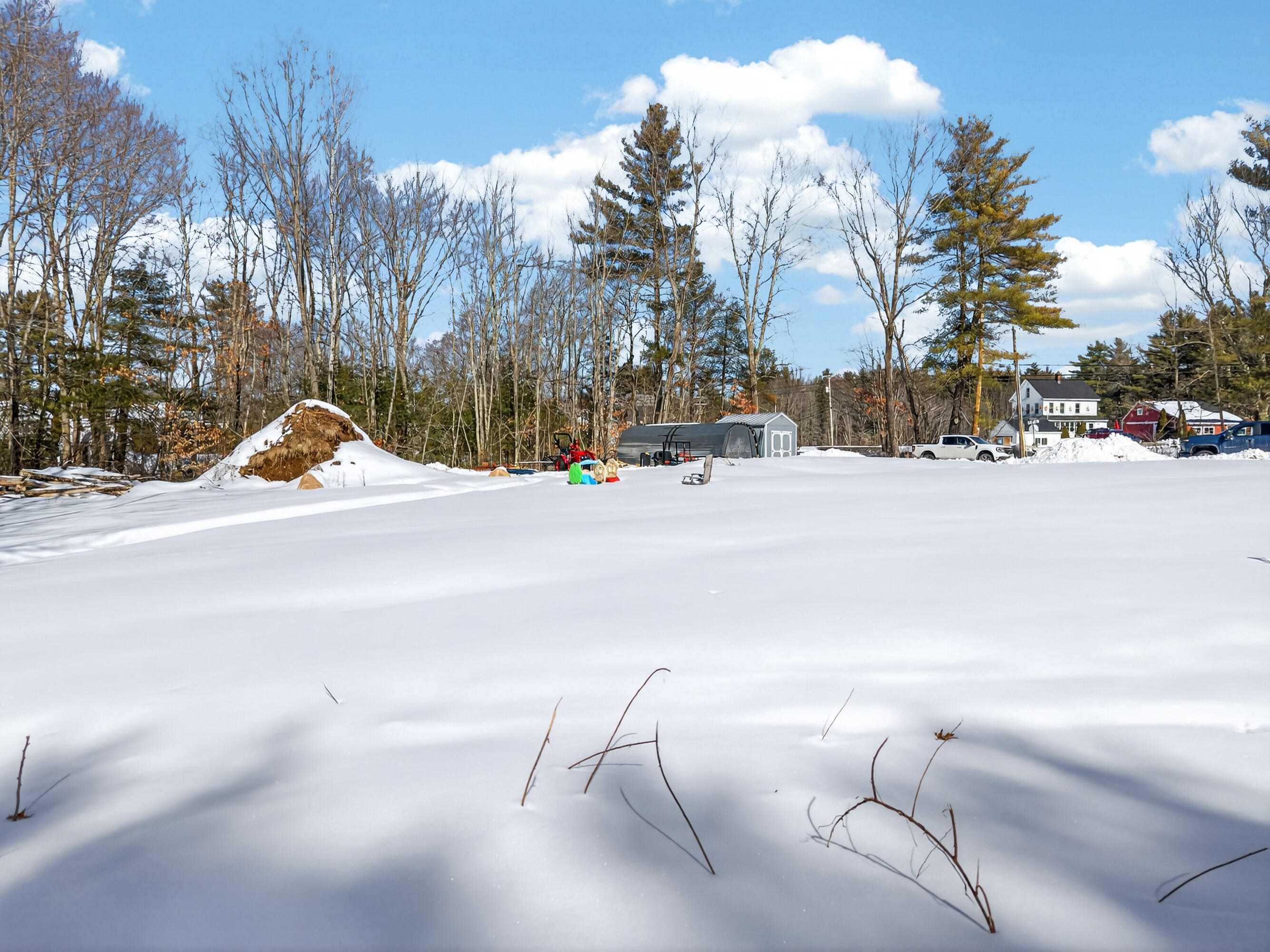 183 Rochester Street Berwick, ME 03901 - Photo 7 of 17 183 Rochester St_129