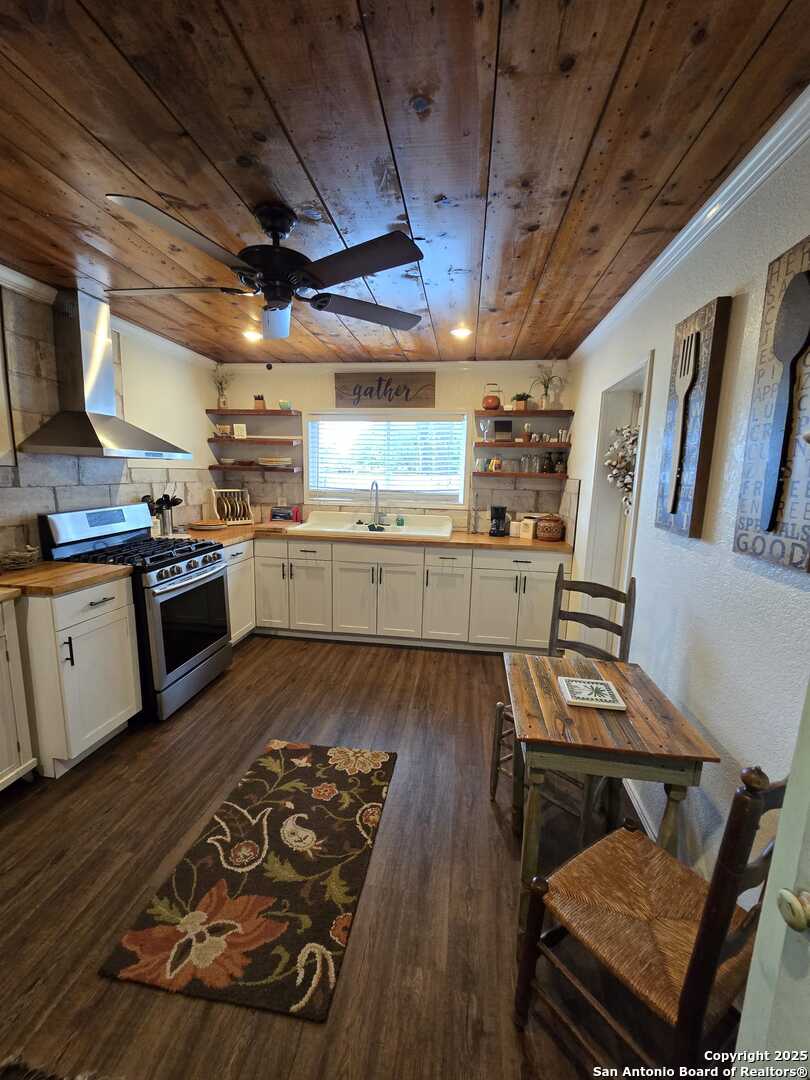 1020 Mission Road San Antonio, TX 78210 - Photo 41 of 48 Gallery Image 41