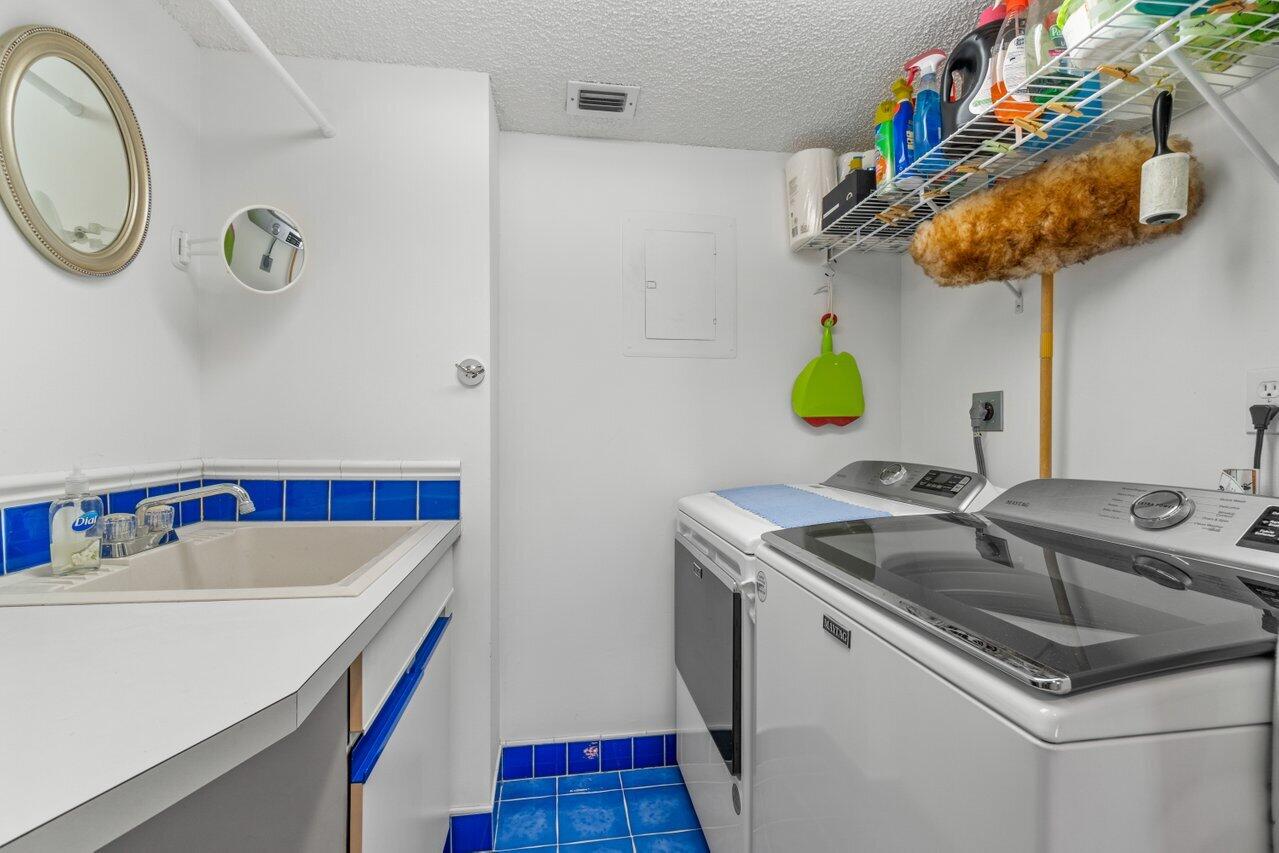 1401 South Ocean Boulevard, Unit 3090 Boca Raton, FL 33432 - Photo 22 of 46 011-1401SouthOceanBoulevard-Unit3090-Boc