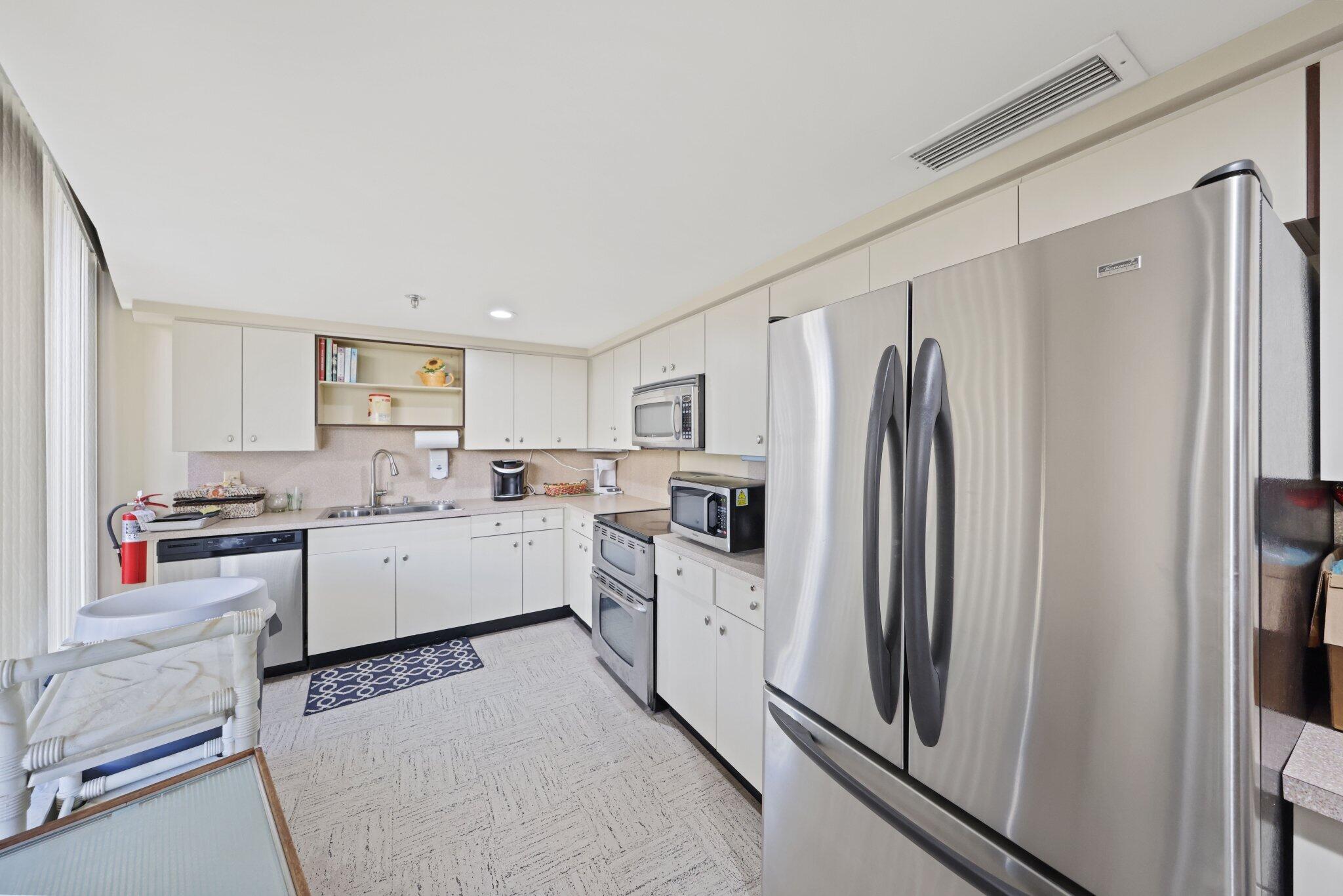 1401 South Ocean Boulevard, Unit 3090 Boca Raton, FL 33432 - Photo 32 of 46 1401 S OCEAN BLVD - 70.jpg-SMALL
