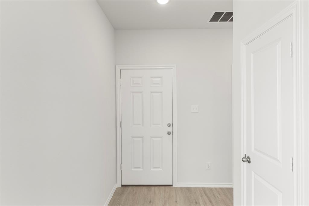 1603 Potomac Lane Blue Ridge, TX 75424 - Photo 14 of 27 03. 1603 Potomac - Entry