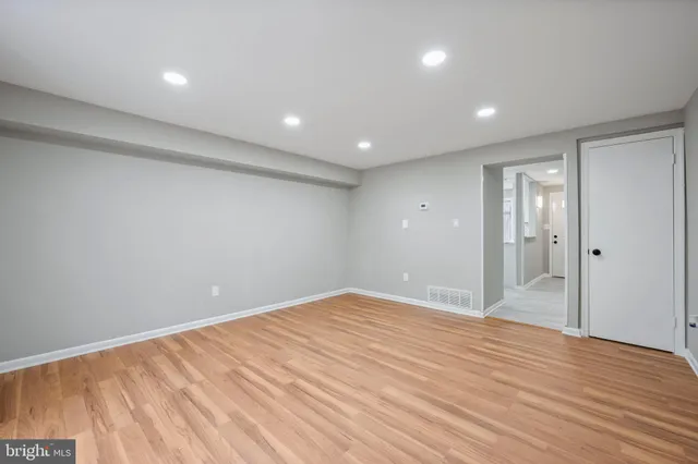 $207,900 | 1765 Dutch Village Drive, Unit L326, Landover, MD 20785