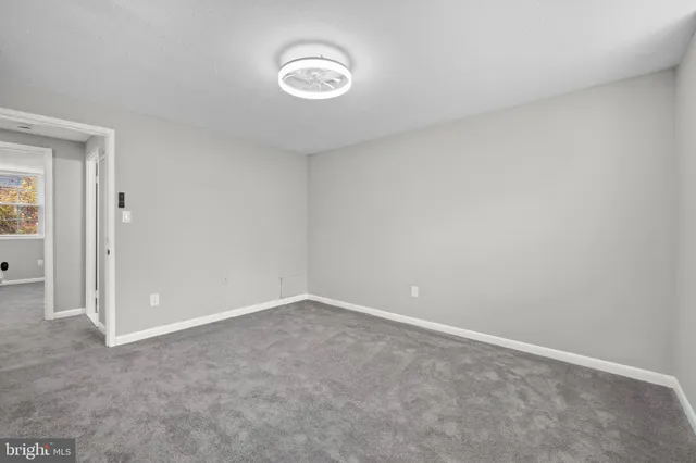 $207,900 | 1765 Dutch Village Drive, Unit L326, Landover, MD 20785