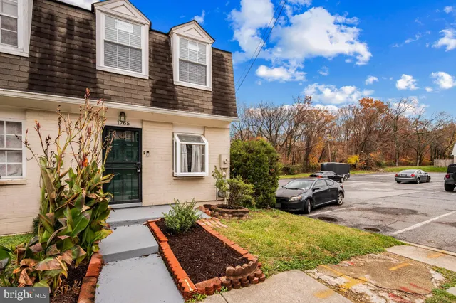 $207,900 | 1765 Dutch Village Drive, Unit L326, Landover, MD 20785