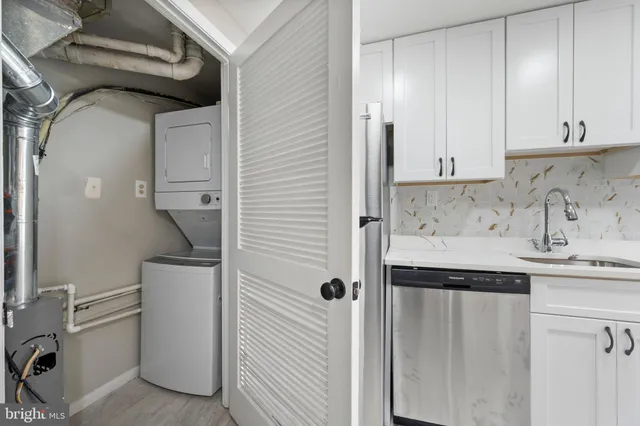 $207,900 | 1765 Dutch Village Drive, Unit L326, Landover, MD 20785