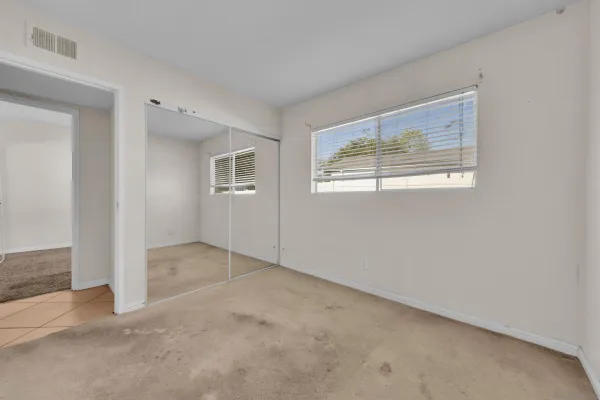 $699,700 | 805 Avenida Taxco, Vista, CA 92084