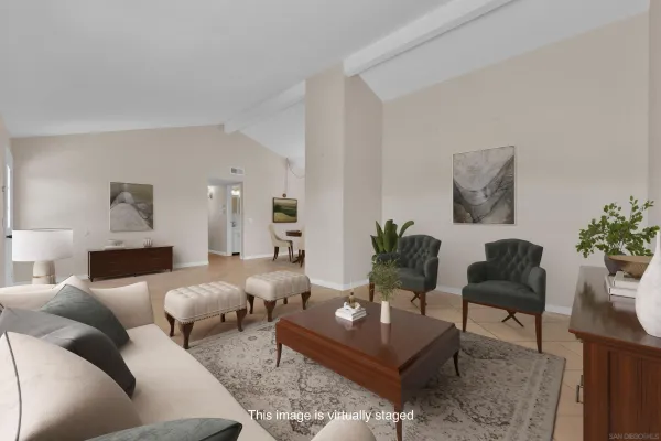 $699,700 | 805 Avenida Taxco, Vista, CA 92084