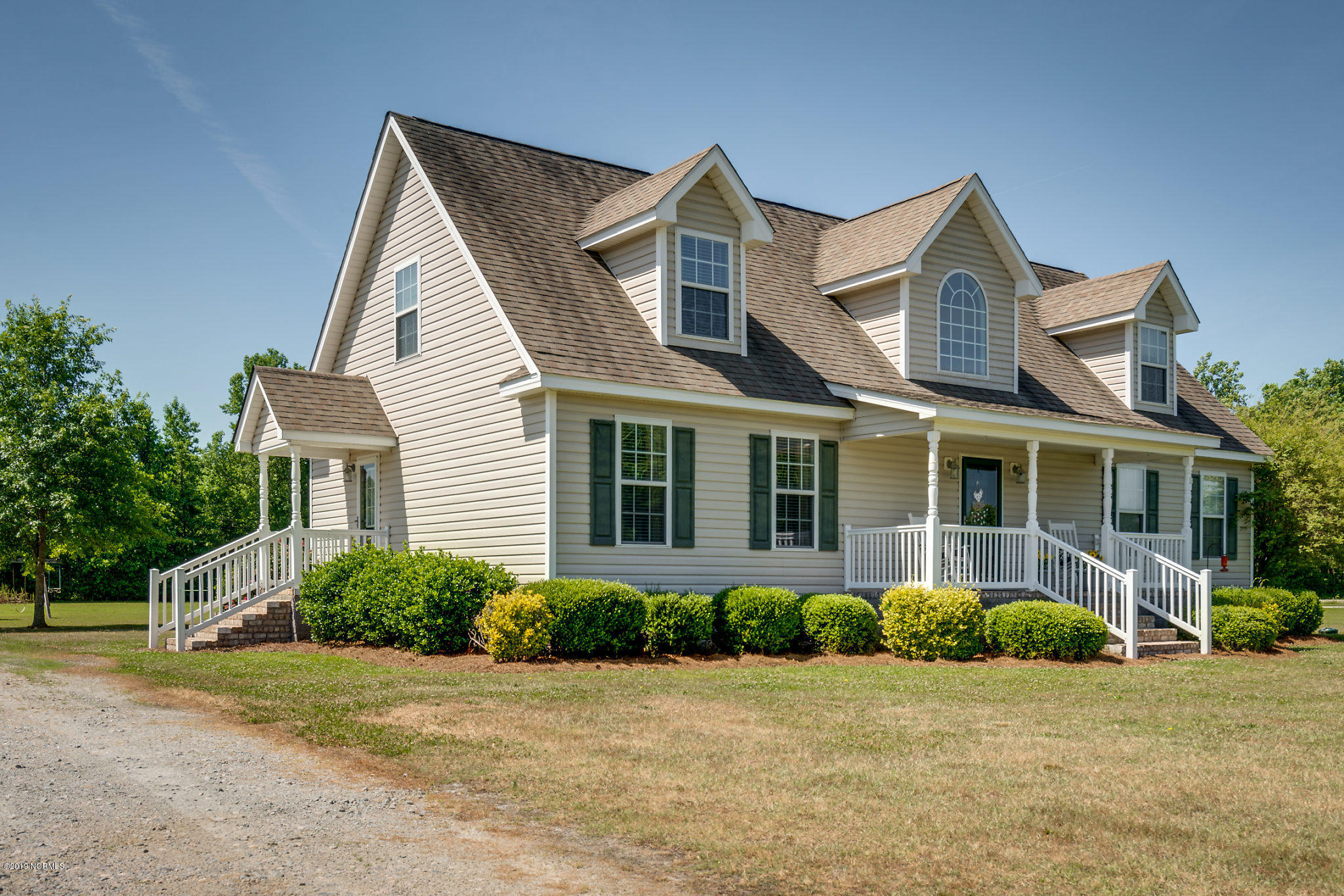 219 R Hawkins Road Whitakers, NC 27891 - Photo 3 of 31 003-291RHawkinsRd-Whitakers-NC-27891-sma