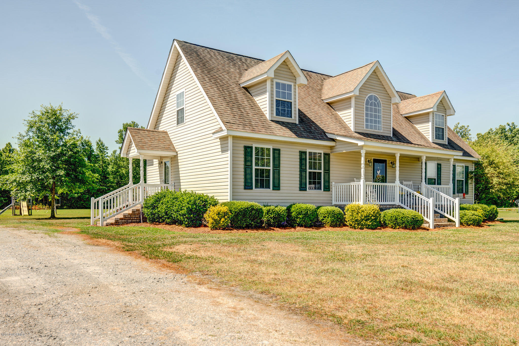219 R Hawkins Road Whitakers, NC 27891 - Photo 5 of 31 005-291RHawkinsRd-Whitakers-NC-27891-sma