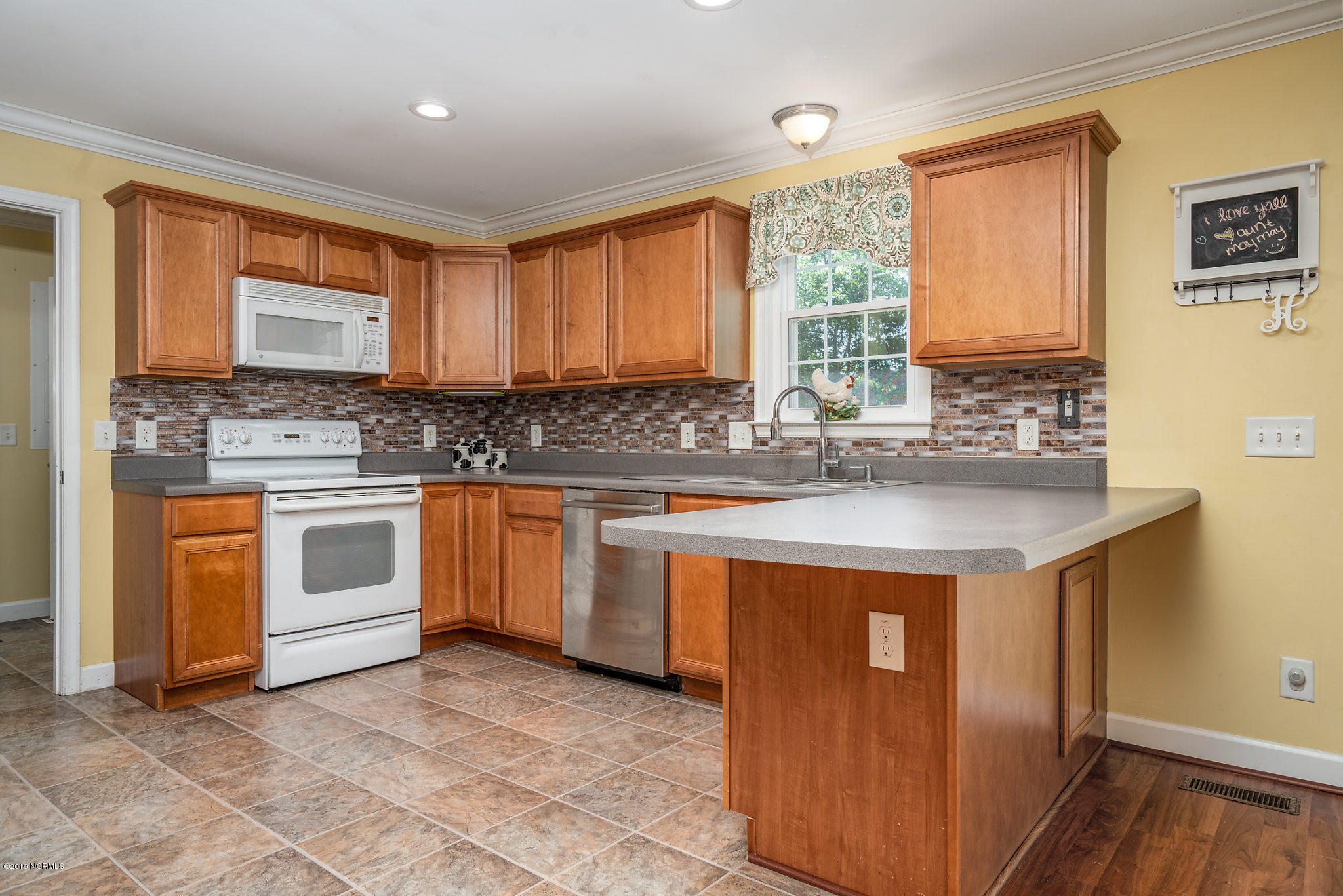 219 R Hawkins Road Whitakers, NC 27891 - Photo 6 of 31 006-291RHawkinsRd-Whitakers-NC-27891-sma