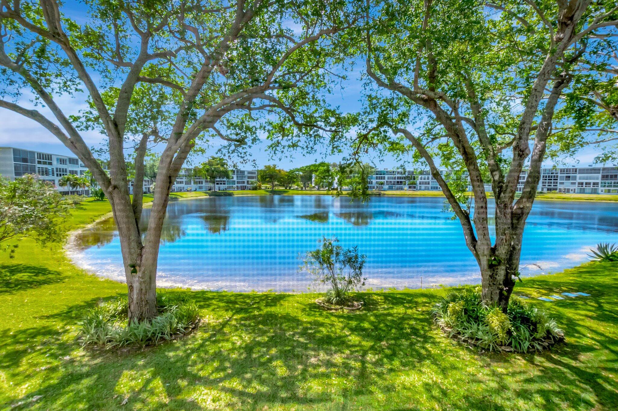 2051 Cambridge C Deerfield Beach, FL 33442 - Photo 19 of 76 2051 Cambridge C