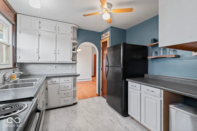 $160,000 | 823 North A Street, Elwood, IN 46036